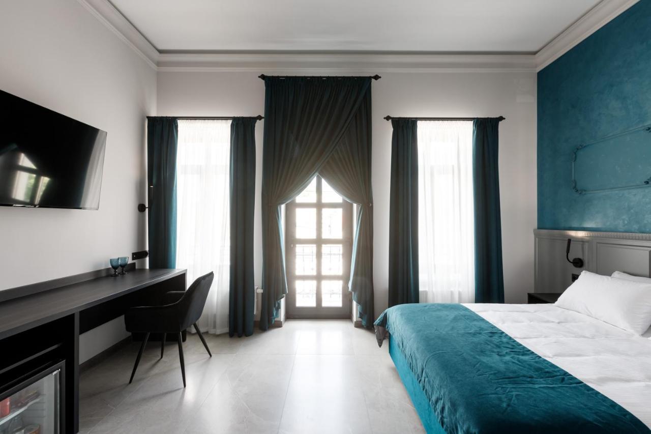 Richmond Hotel Chişinau Exteriör bild