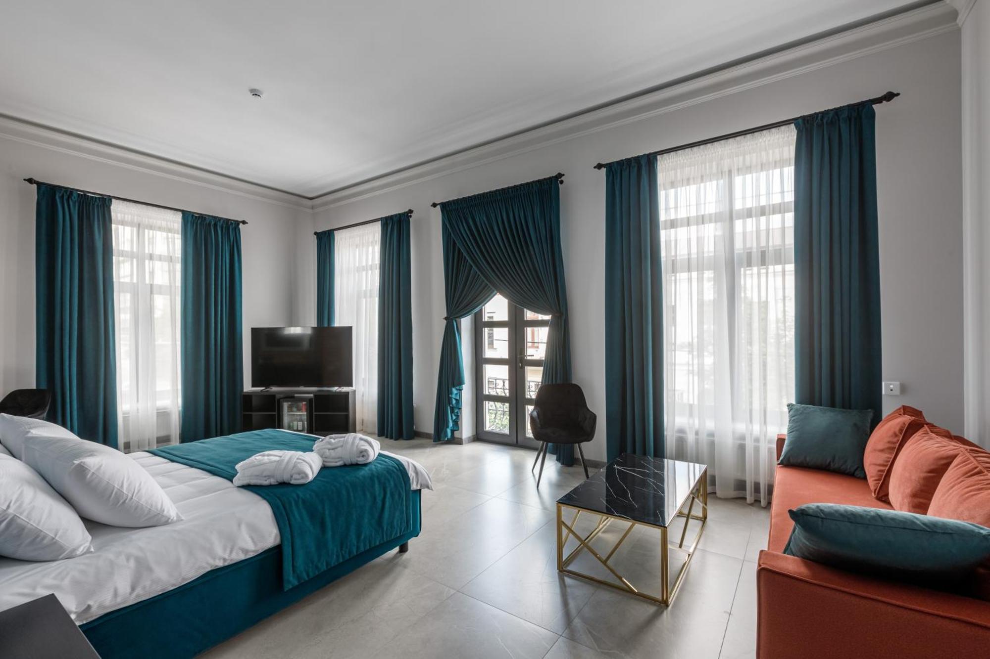 Richmond Hotel Chişinau Exteriör bild